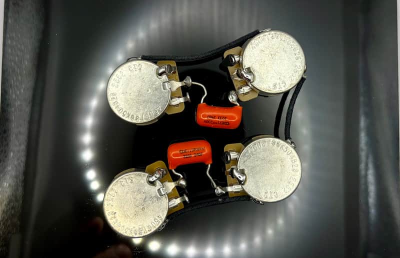 Gibson SG 50s style wiring harness with 0.022uF Sprague Orange Drop capacitors and split short shaft 500k pots image 1