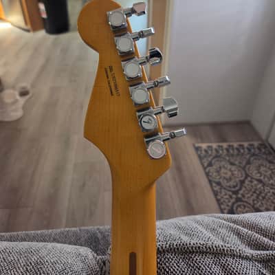 Fender American Ultra II Stratocaster HSS with Maple Fretboard 2024 - Present - Solar Flare image 6