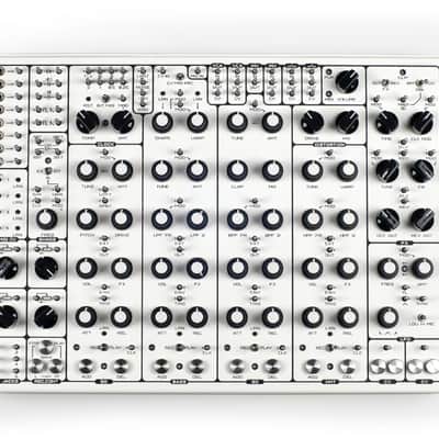 Immagine Soma Pulsar-23 Organismic Drum Machine White (turrets) - 1