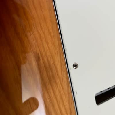 Fender Stratocaster 2017 - Honey Burst image 19