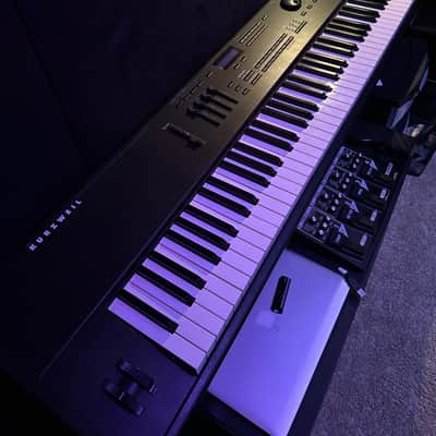 Kurzweil PC88mx 88-Key 64-Voice Performance Controller and Synthesizer 1990s - Black