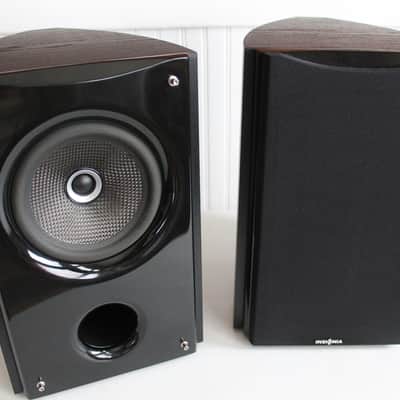 Insignia NS-B2111 2-Way 120 Watt Bookshelf Speakers image 3