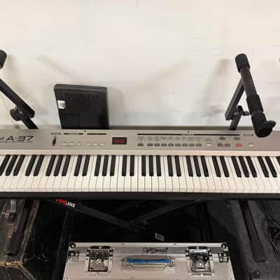 Roland A-37 90/2010s - Grey