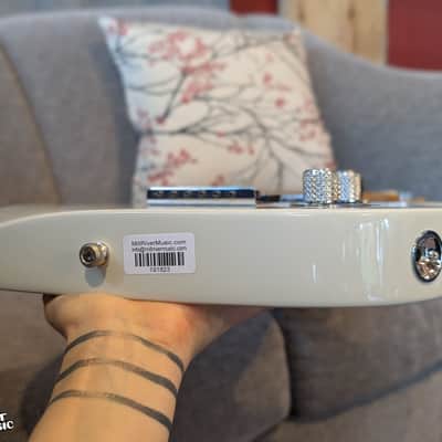 Fender American Ultra II Telecaster – Includes Hardshell Case -Used Excellent image 7