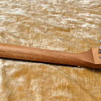 Liger Ukulele • Professional Tenor Ukulele with Built-in Amp and Speaker image 19