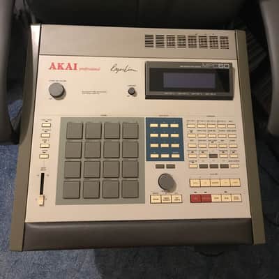 Akai MPC60 Integrated MIDI Sequencer and Drum Sampler 1988 - 1991 - Grey image 2