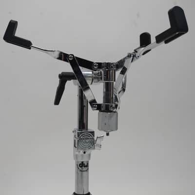 DW 9303 Piccolo Snare Drum Stand-DB image 6