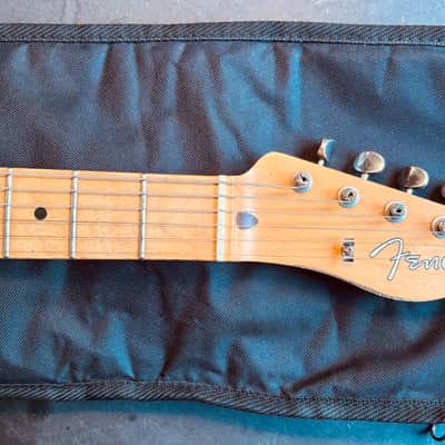 Fender J Mascis Signature Telecaster 2021 - Present - Bottle Rocket Blue Flake image 3