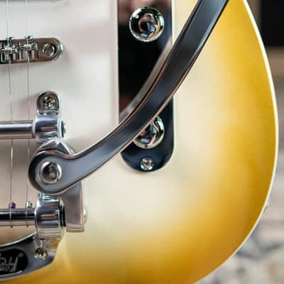 Reverend Flatroc Solidbody Electric Guitar - Venetian Pearl image 13