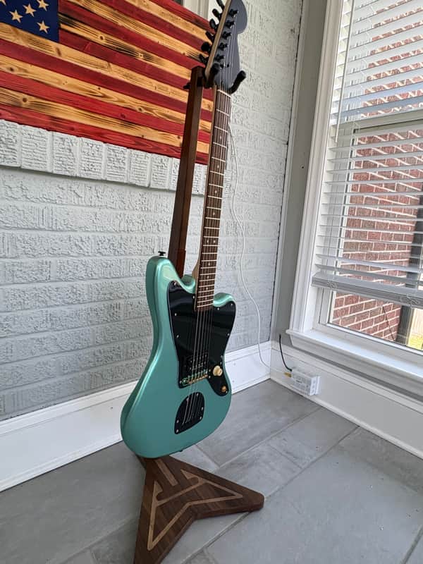 Squier Affinity