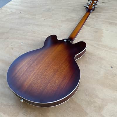 EART E-335 6 String Semi-Hollow-Body Electric Guitar, Stainless Steel Frets, Sunburst, Full,Playing Jazz image 4