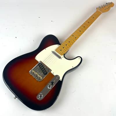 Fender American Professional II Telecaster with Maple Fretboard - 3-Color Sunburst Clean With Original Hardshell Fender ATA Travel case , Papers, Bridge cover, etc. image 2