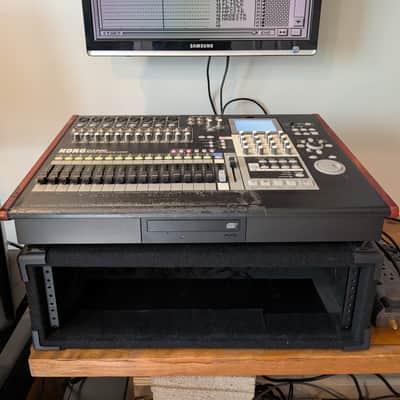 KORG D3200 32-Track Digital Recording Studio (2Seemy VGA Monitor Adapter) image 1