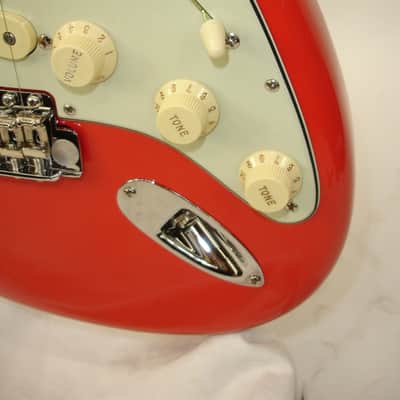 Fender American Vintage II 1961 Stratocaster Guitar, Rosewood Fingerboard, Fiesta Red w/ Case This guitar weighs 7 pounds, 11.2 ounces image 4