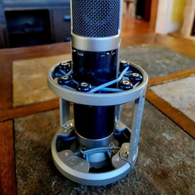 Sterling Audio ST159 studio condenser mic w/shockmount image 1