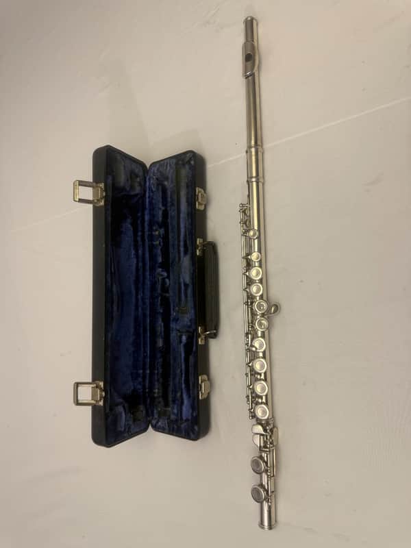 Armstrong USA 104 student C flute JUST SERVICED plays perfectly image 1