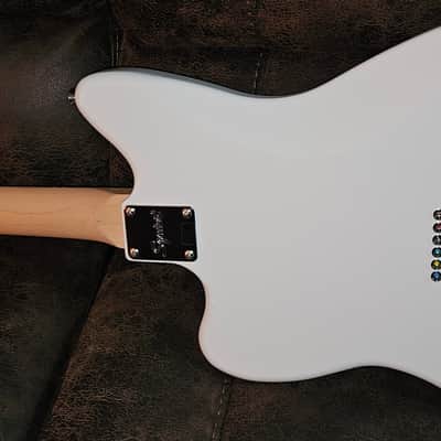 Squier Affinity Jazzmaster Tom Delonge Inspired 2023 - White image 11