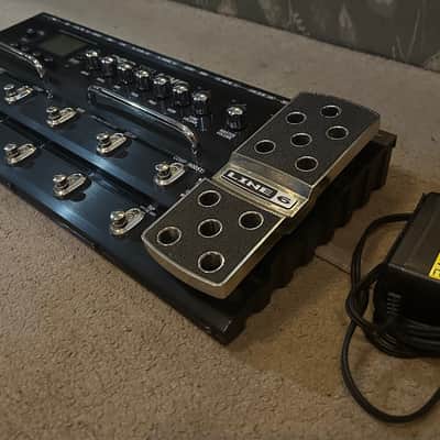 Line 6 POD X3 Live Multi-Effect and Amp Modeler 2007 - 2011 - Black image 3