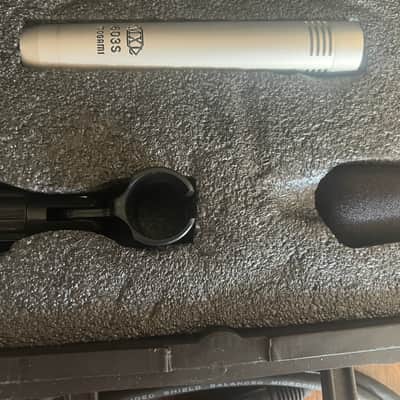 MXL 603S Mogami condenser microphone with case, mic clip, mic winscreen and cable. image 3