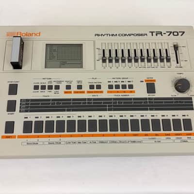 Roland TR-707 Rhythm Composer 1985 - White