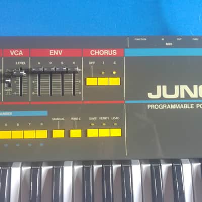 Roland Juno-106 61-Key Programmable Polyphonic Synthesizer 1984 - 1985 - Black image 6
