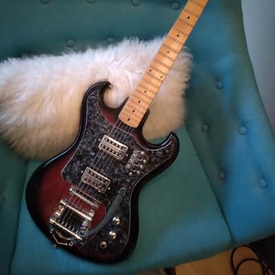 Global Double Cut 1960s Red Burst w/Black Pearl Pickguard image 3