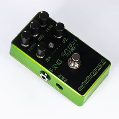 New Catalinbread Soft Focus Limited Edition LCD Green Reverb Guitar Effect Pedal image 4