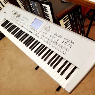 MUST SEE!!! KORG PA1X PRO 76 IN FACTORY BOX! FULLY SERVICED IN AMAZING CONDITION! image 4