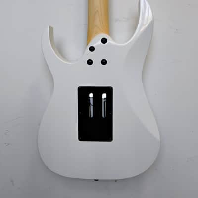 Ibanez RG450DXB-WH Standard - Jatoba Fretboard - 2018 - Present - White image 22