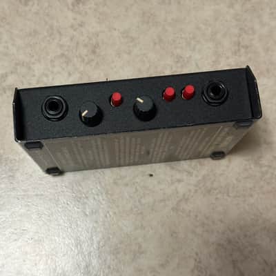 Direct Box / Pre-Amp / Speaker Simulator Award Matchbox MB10 D.I. Box Made in UK image 2