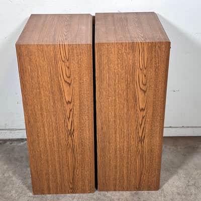 Polk Audio Monitor 10 Series 3-Way Stereo Speakers image 14
