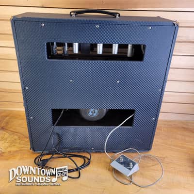 1967 Ampeg G-15 Gemini II 2-Channel 30-Watt 1x15" Guitar Combo image 8