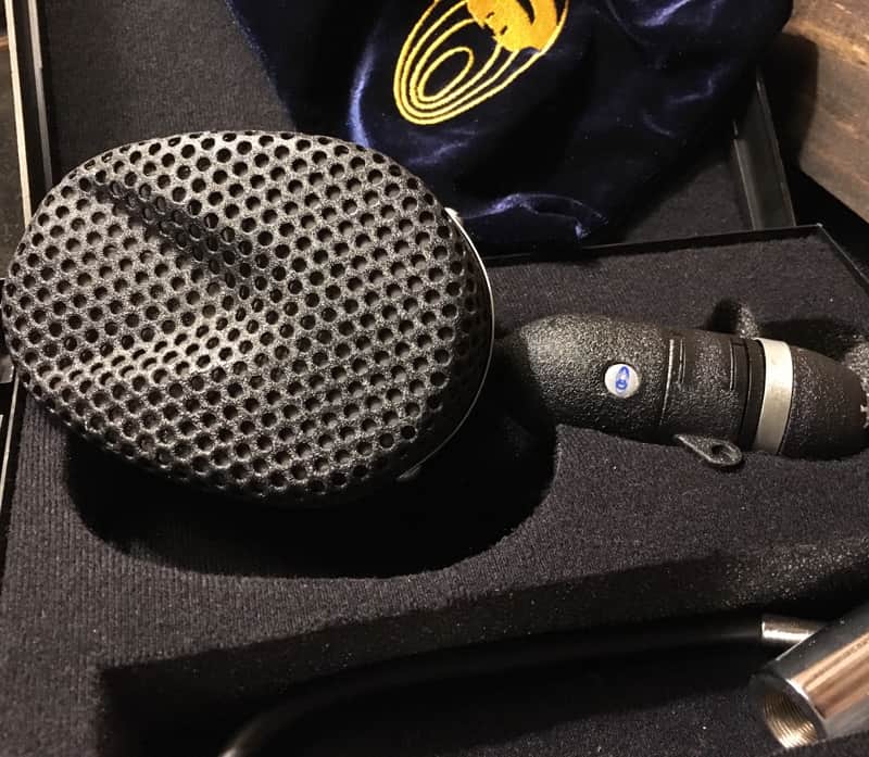 Coles 4038 Ribbon Microphone | Reverb Canada