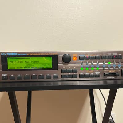 Roland XV-5080 128-Voice Synthesizer Module 2000 - 2004 - Black image 1