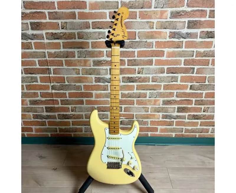 FENDER - STRATOCASTER VINTERA II 70'S WHITE BLONDE