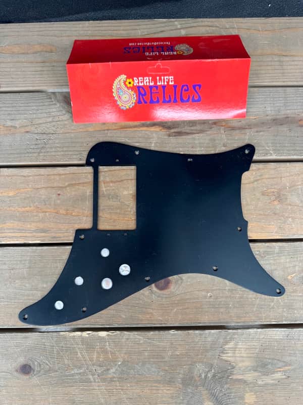 Real Life Relics Lead 1 Pickguard Aged Black 1 Ply 11 Hole (PGAI3) image 1