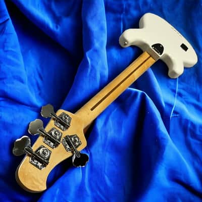 Ernie Ball Music Man StingRay 4 "70's Retro", Gloss White / Maple image 17