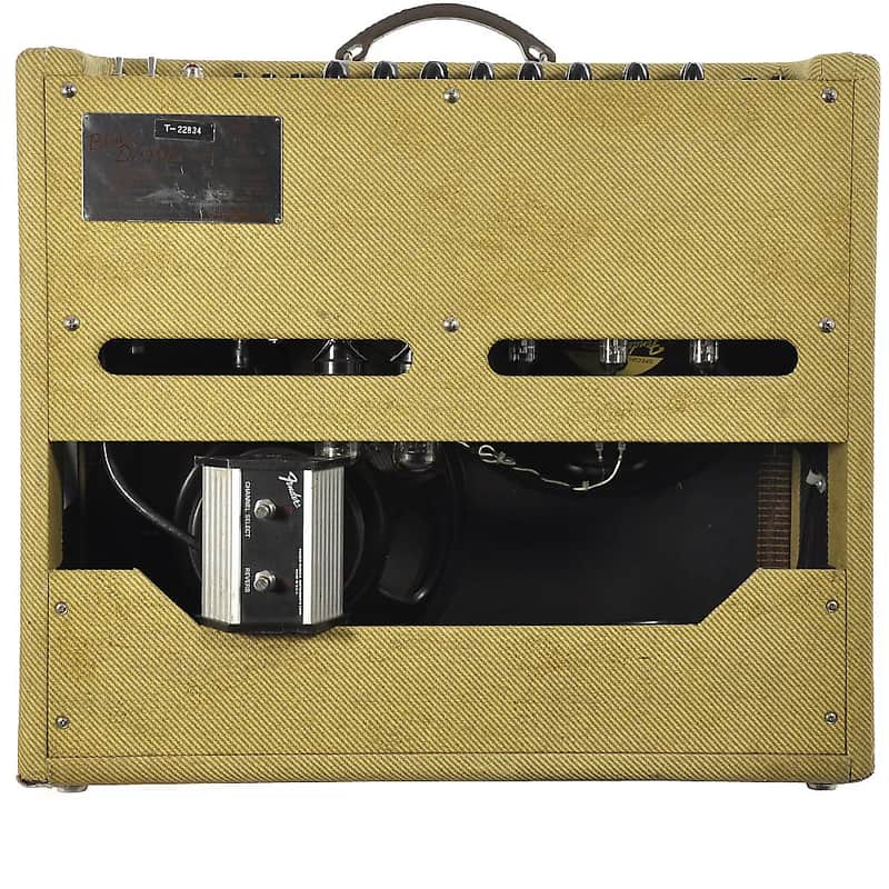 Fender Blues DeVille 212 2-Channel 60-Watt 2x12" Guitar Combo 1994 - 1996 image 2