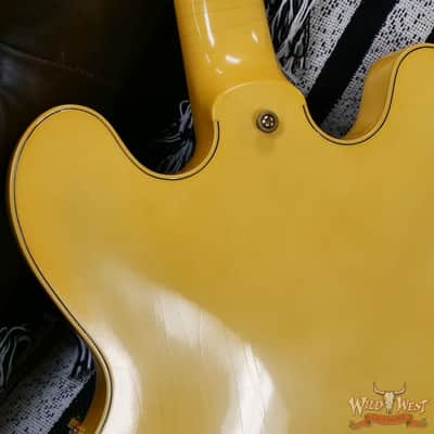 Gibson Custom Shop M2M 1959 ES-355 Reissue with Bigsby Murphy Lab Ultra Light Aged Heavy Antique White 9.00 lbs image 13