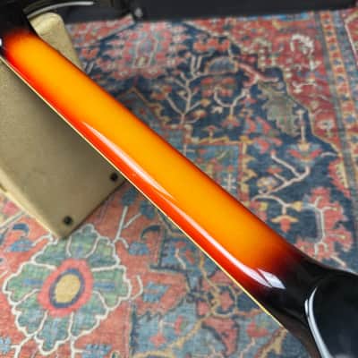 *Video* Mosrite Super Excellent ’65 MKI Kurukumo 3 Tone Sunburst MIJ - 1990's image 20