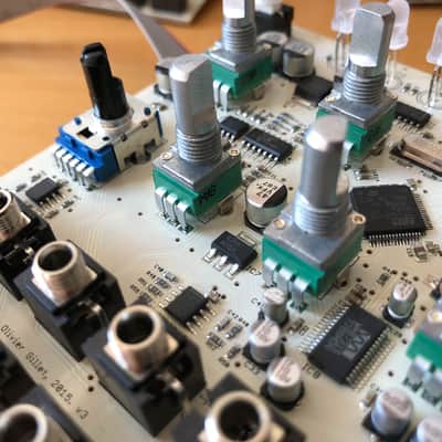 Mutable Instruments Clouds Clone (Black Panel)  2019 UK Based image 2