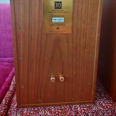 Harbeth 30.1 in 30.1 in Cherry Wood finish with Boxes and Manual image 4