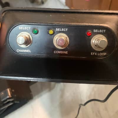 Peavey  Classic 400 bass head  2000s Black image 9