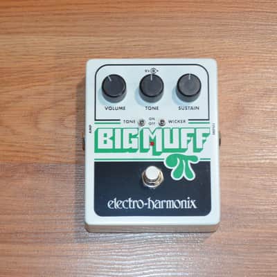 Electro-Harmonix Big Muff Pi with Tone Wicker Distortion / Sustainer image 4