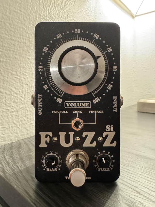 King Tone Guitar MiniFuzz Si | Reverb