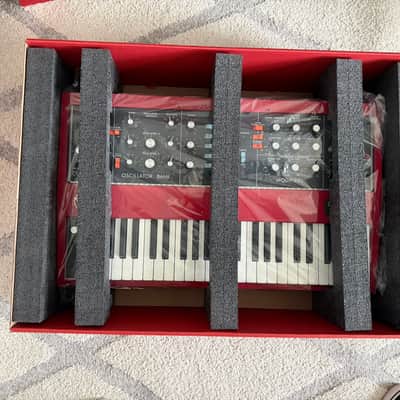 2025 Moog Geddy Lee Minimoog Model D 44-Key Monophonic Synthesizer image 12