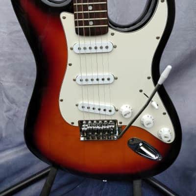 SX Vintage Series Stratocaster 2000s - Tobacco Burst image 2