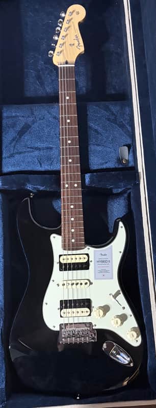 Fender MIJ Hybrid II Stratocaster HSH 2024 Collection 2024 - Black