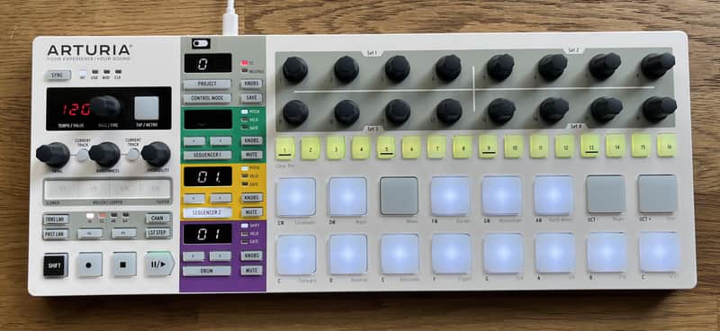 Arturia BeatStep Pro - White image 1