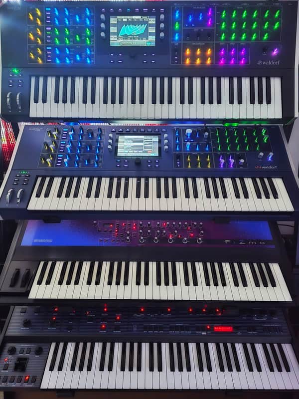 Waldorf Quantum mk2 like new Hybrid Synthesizer  - Blue image 1